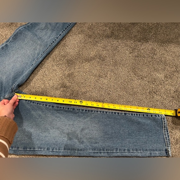 Levi’s Wedgie Jeans - Picture 6 of 7